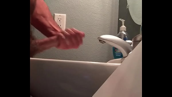 Play MP4 - Hung man jerking off fat cock with cumshot&period;