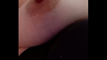 Vuole ciucciato il capezzolo