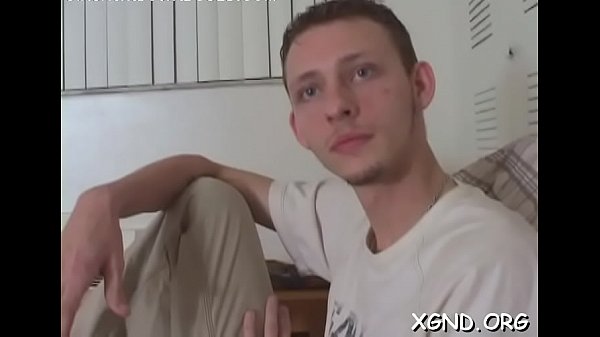 Attractive teen jean deepthroats a big meat rocket 