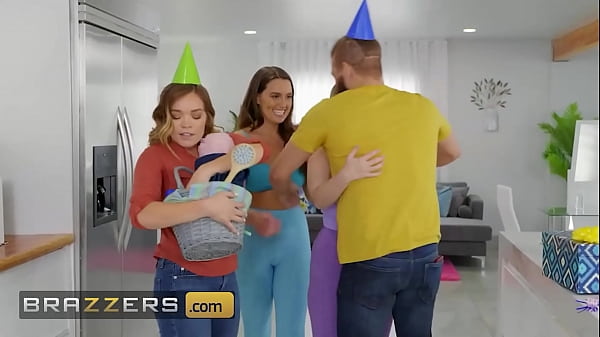 Play MP4 - &lpar;Xander Corvus&rpar; Enjoys A 3some With &lpar;Codi Vore&comma; Nolina Nyx&rpar; Which Ends With A Double Facial Cum Swapping - Brazzers