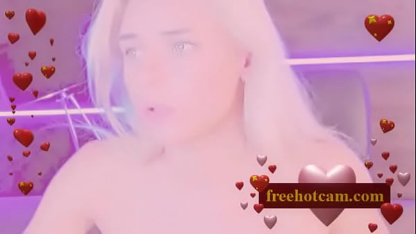 Skinny hot chick home alone 