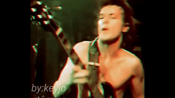 Tentei botar no nas redes sociais mas n&atilde;o deu certo por causa bots fdp's 