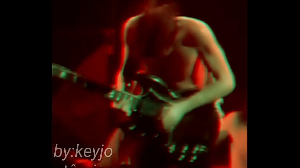 Tentei botar no nas redes sociais mas n&atilde;o deu certo por causa bots fdp's 