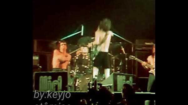 Tentei botar no nas redes sociais mas n&atilde;o deu certo por causa bots fdp's