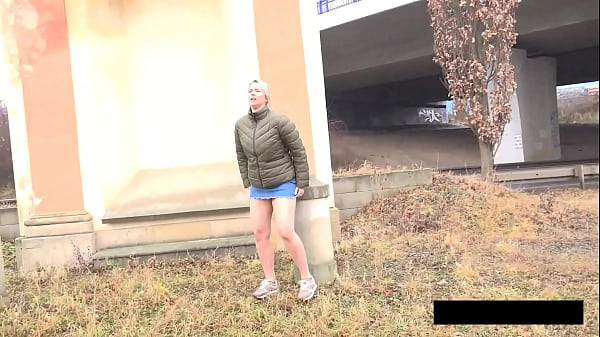 Piss in front of traffic