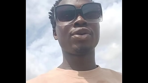 Play MP4 - Single life dey bore for my home town