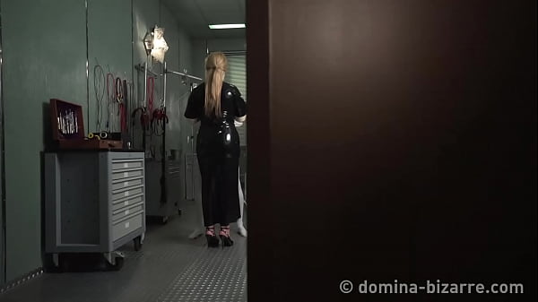 Play MP4 - Lady Mercedes - Eine letzte Behandlung - Teil 1