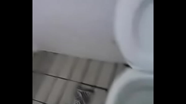 Pauzudo Gozando No Banheiro Do Trabalho thumbnail