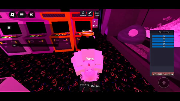 Pasandola bien en roblox con una amiga 