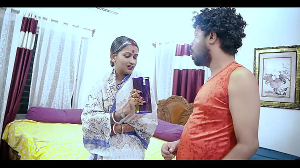 Nonton Sudipa Playing A Role Of Mature Indian Aunty Having Sex With Young Man thumbnail