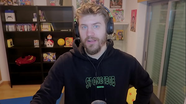 I Pranked Lady Dimitrescu Into Drinking This_(Resident Milf) [Uncensored]