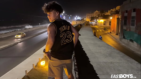 We took our good'ol'friend Ciao Alves for a little R&R along picturesque beachfront of Cartagena, where Ciao had a great time and fun showing off his nice muscular body and flexing his biceps. Then we ended up in a hotel room for a proper ha 