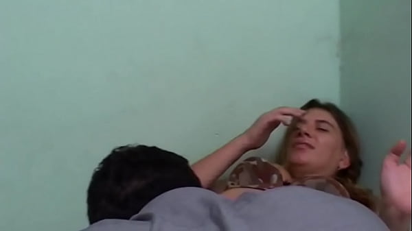 Play MP4 - Exclusive office sex with a beautiful blonde where she sucks him off