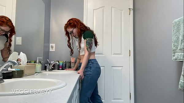 Play MP4 - mystery link causes me to grow a cock - full video on Veggiebabyy Manyvids