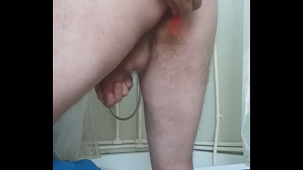 Imi place foarte mult sa ma masturbez la webcam si sa imi beau pisatul si sperma ! 