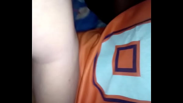 Play MP4 - Cogiendo a mi amigo