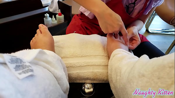 Nk Gets A Leg Massage And Pedicure thumbnail