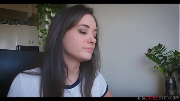 Play MP4 - Stepsis is in love with stepbrothers genius IQ