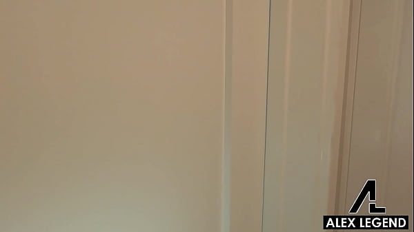 Nonton Jennifer White Gotta Use That Pussy For Alex Legend To Avoid Eviction! thumbnail