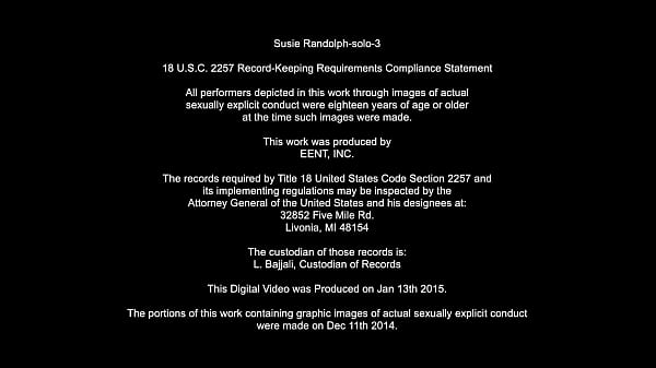 Nonton Young Caitlin Mcswain (susie Randolph) Jumps On A Trampoline... thumbnail