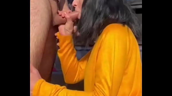 Play MP4 - He likes to fuck her and pound her juicy pussy with his cock