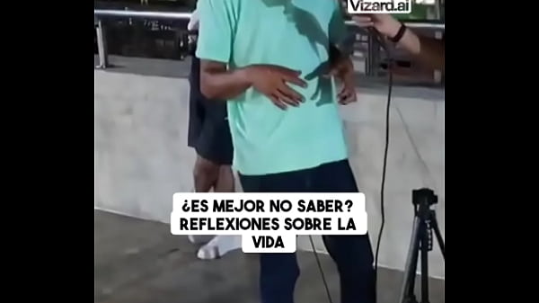 Nonton Es Mejor No Saber Ni Preguntar Cuando Vives En La Calle #chiclenoticias #elchicletv #atrevidoypegajoso #testimonio thumbnail