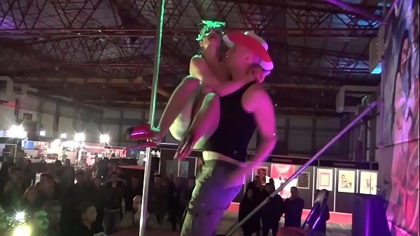 Play MP4 - Dana Santo Vs Capitano Eric