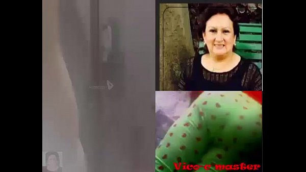 Ricura madura en la_ducha