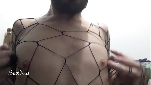 Play MP4 - Bailando transformada con mallas