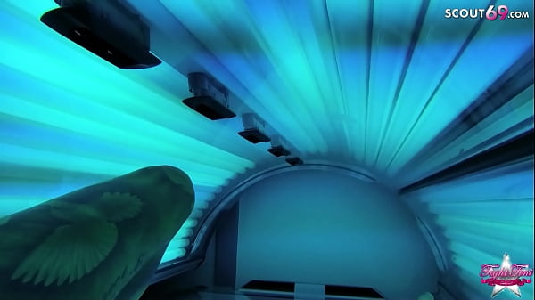 DEUTSCHE_TIGHT TINI - ECHTER AMATEUR SOLARIUM VLOG