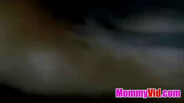 MommyVid com_hottie brunette_getting_doggy