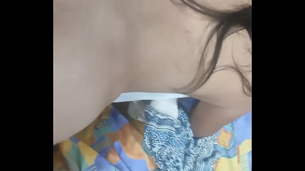 DYANA SE LO COME TODO Y LEAVIENTOLA LECHITA