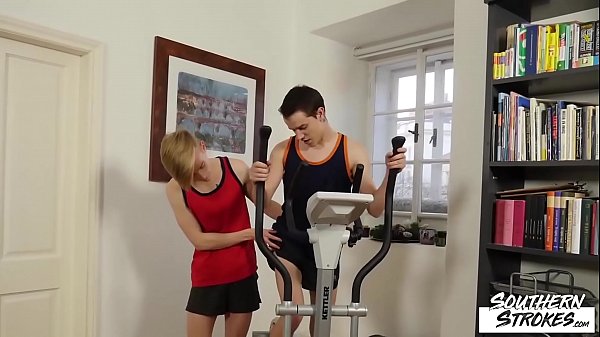 Naughty Young Twinks Bangs After Workout 