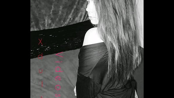 Nonton Plays With Her Self With Toys And Fingers thumbnail