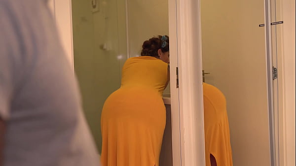 Nonton Busty Mature Enjoys A Bbc Deep Inside Her Ass thumbnail