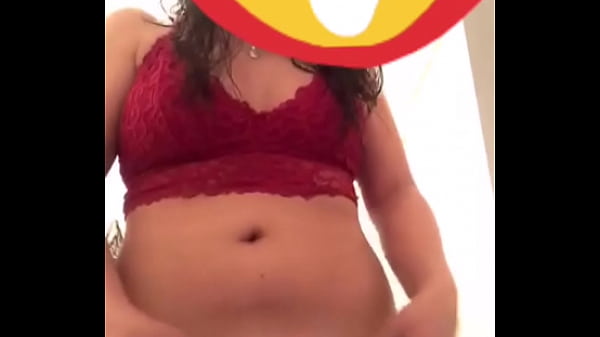 Play MP4 - La nena quiere lucirse