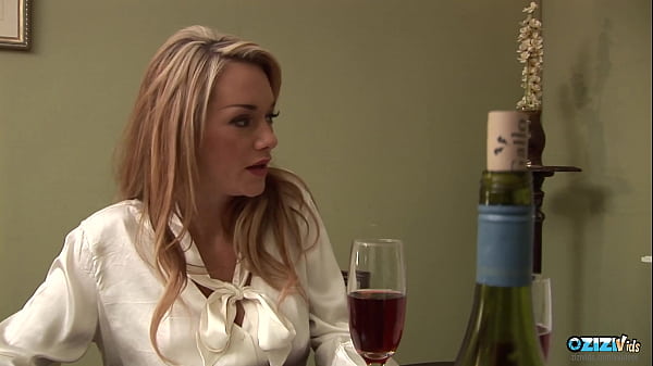 Play MP4 - Beautiful blonde housewife sharing a big cock with another babe