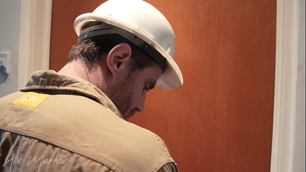 Play MP4 - La vecina provoc&oacute; al obrero especialista en sexo anal