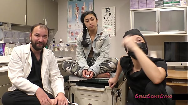 The doctor's new scrubs stacy shepard & jasmine rose 