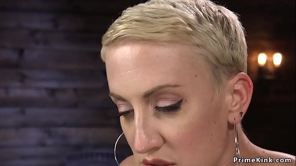 Fucking machine deep into_blondes butt