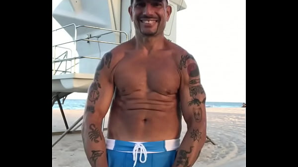 TAN RIPPED ITALIAN PORN STAR MAXXX LOADZ