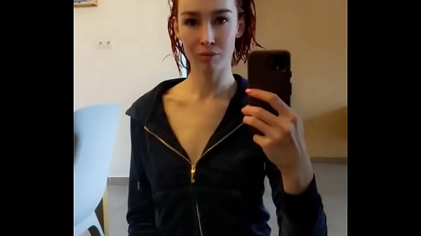 Nonton New Hair Color Coming Up thumbnail