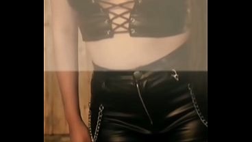 A esta CULONA Universitaria de 19 a&ntilde;os LE ENCANTA GRABARSE TENIENDO SEXO!!!! QUIERES VER??? MIRALO EN ESTE CANAL 