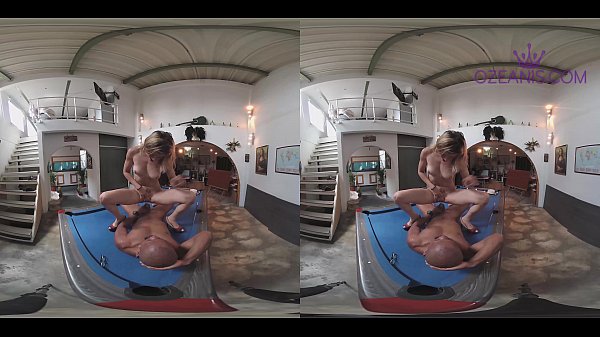 Negro Vergon Le Mete Bola Negra Rubia Indefensa thumbnail