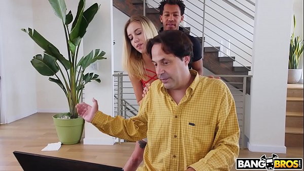 Play MP4 - BANGBROS - Young Haley Reed Fucks Boyfriend Behind Her Dad&rsquo;s Back