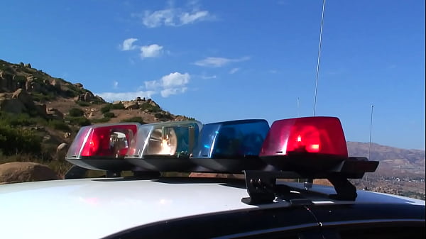 Nonton My Girlfriend Is A Kleptomaniac thumbnail