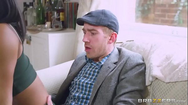 Nonton Brazzers - Kiki Minaj - Big Butts Like It Big thumbnail