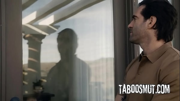 Nonton Brunette Slut Expresses Her Lust For The Delivery Guy Making Him Fuck Her thumbnail