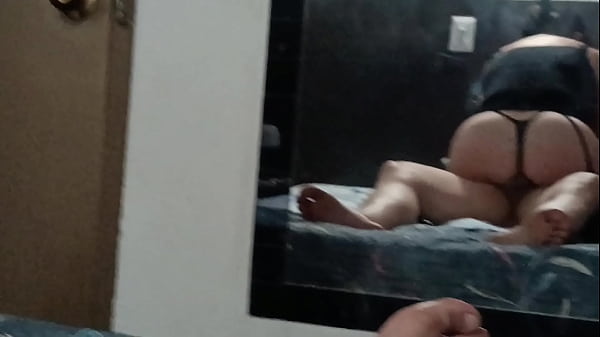 Milf Me Lleva A Un Motel Por Que Quiere Verga thumbnail