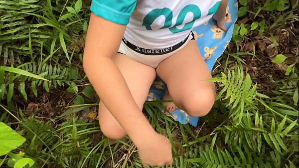 Nonton Asian Couple Outdoor Adventure Sex thumbnail